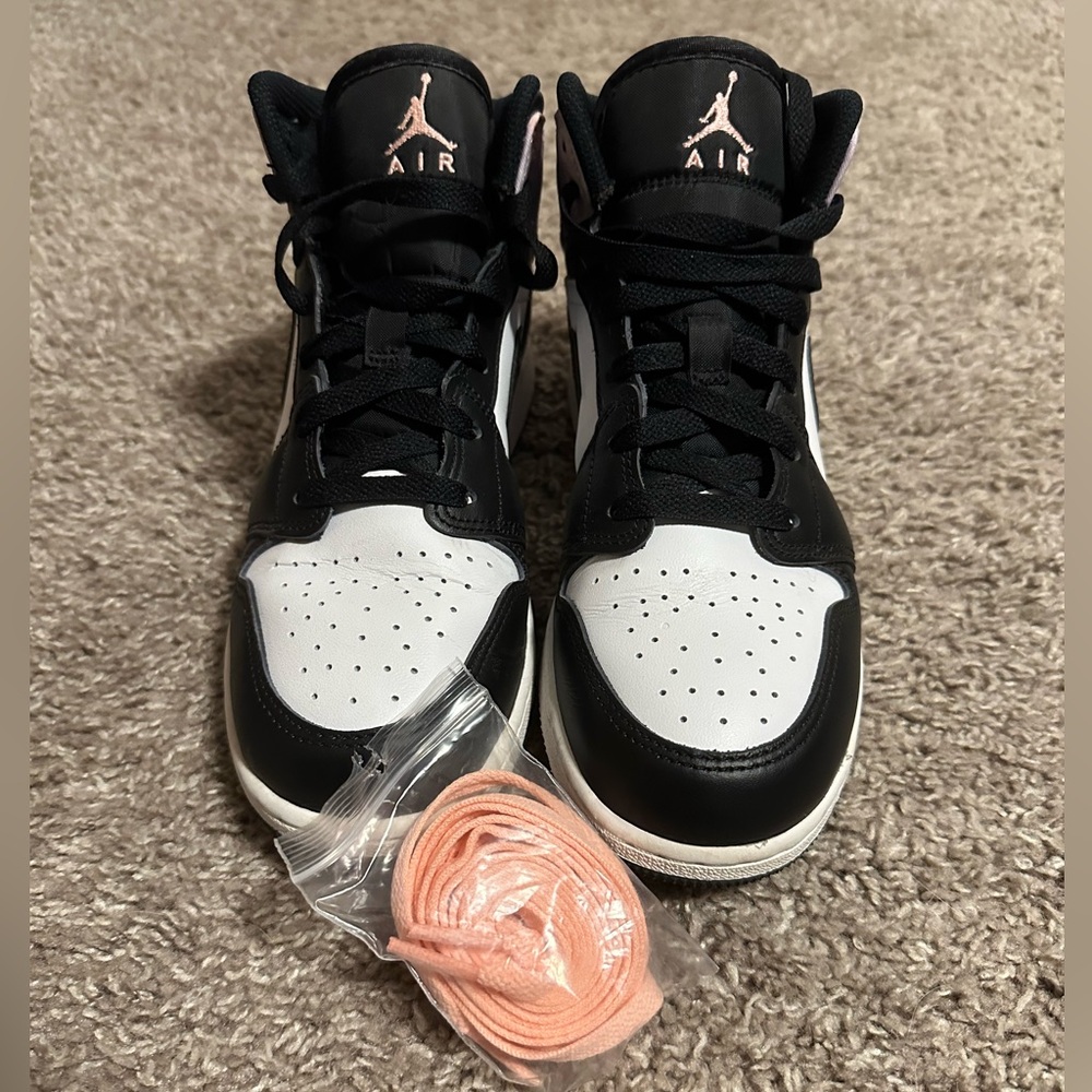 Worn only twice, super cute Jordans!